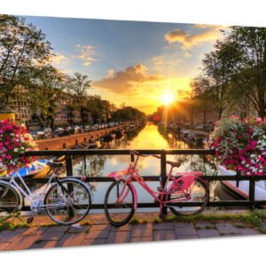 Schilderij – Zonnig Amsterdam, Fietsen en Gracht, Premium Print, Wanddecoratie